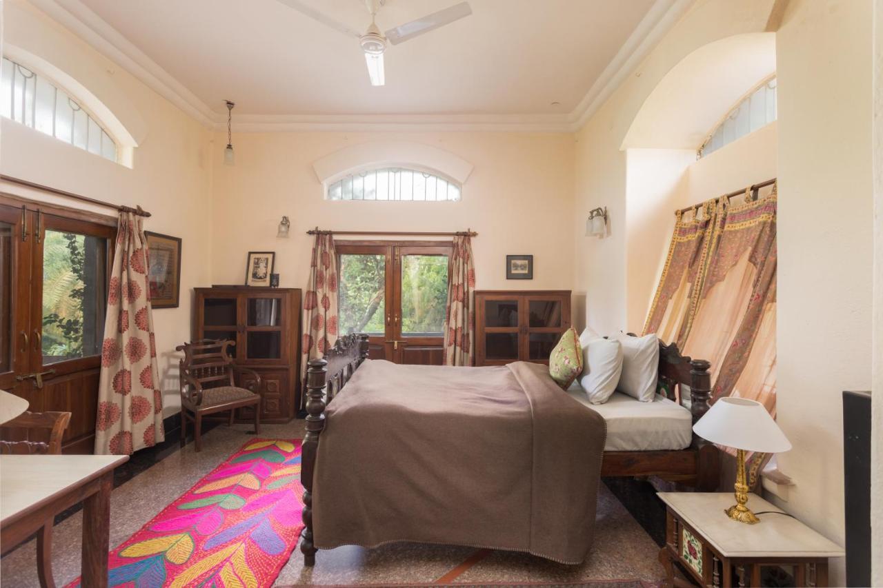 Hostie Chinar Haveli - Heritage Home With Pool, Gurgaon Buitenkant foto