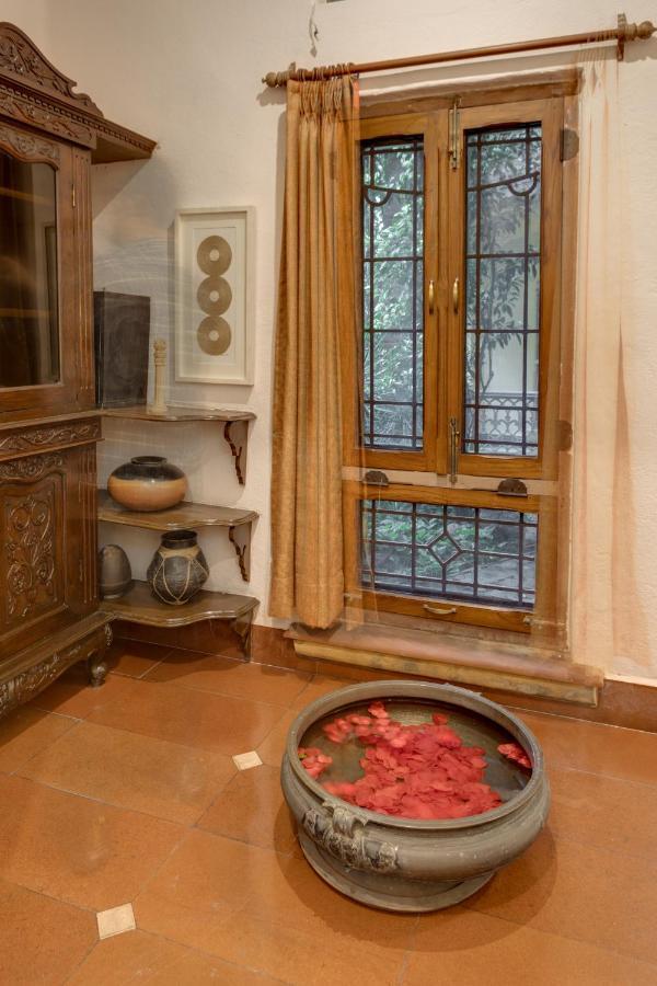 Hostie Chinar Haveli - Heritage Home With Pool, Gurgaon Buitenkant foto