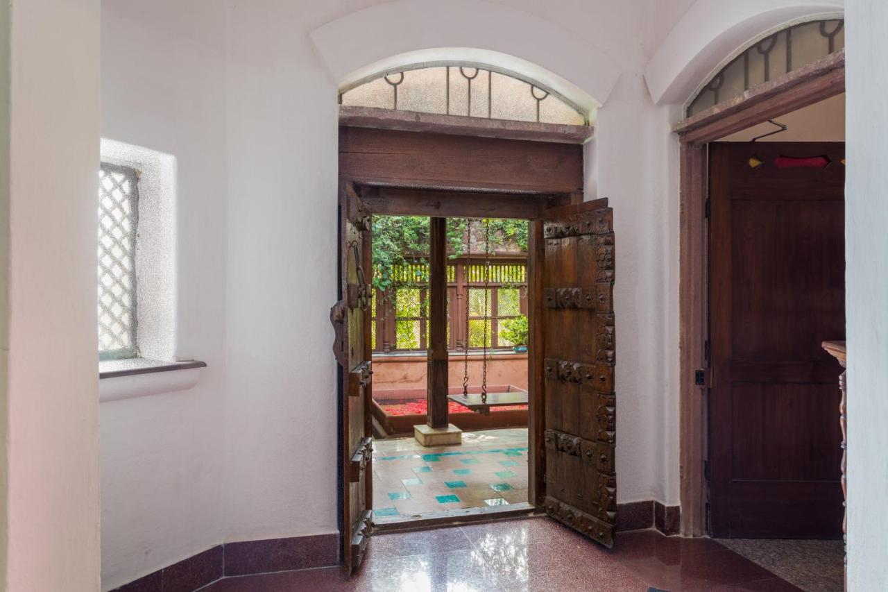 Hostie Chinar Haveli - Heritage Home With Pool, Gurgaon Buitenkant foto
