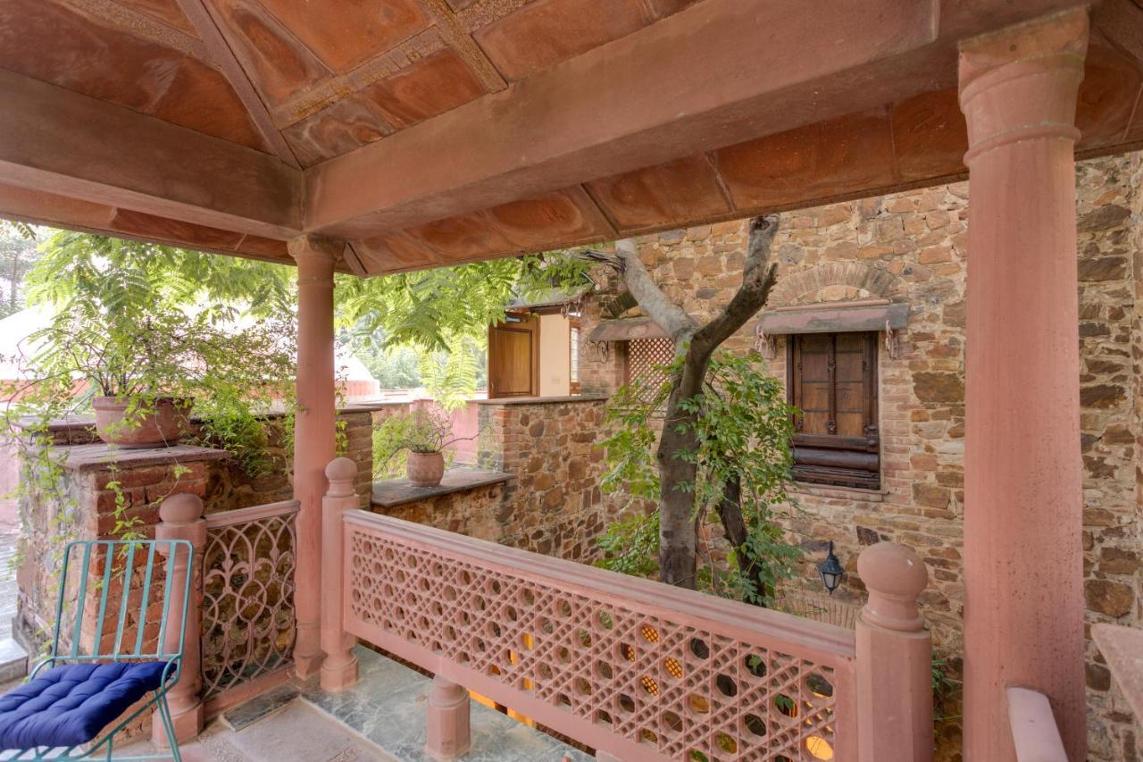 Hostie Chinar Haveli - Heritage Home With Pool, Gurgaon Buitenkant foto